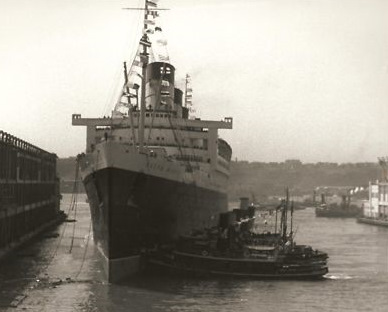 qm-maiden-voyage-1936-3.jpg